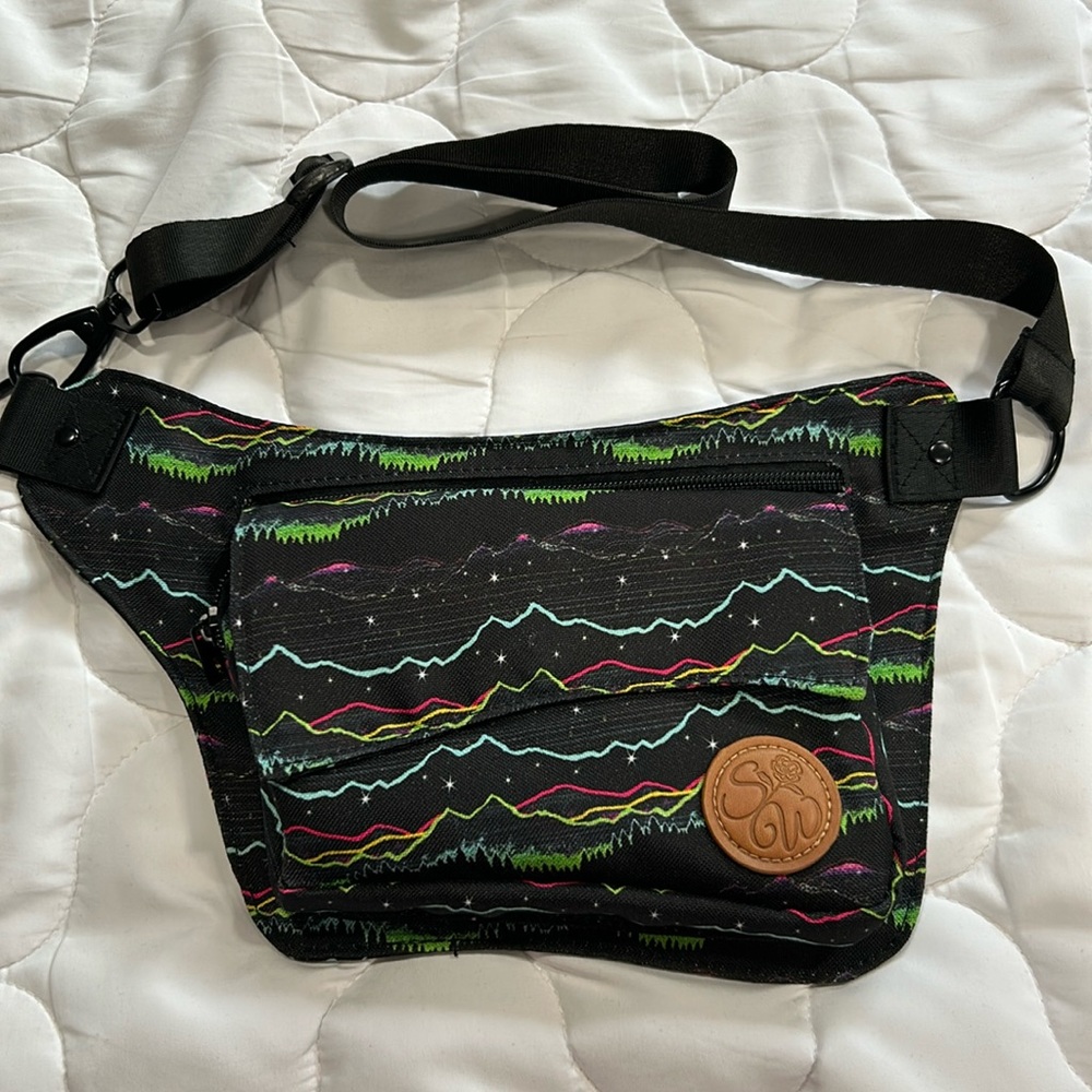 sipsey wilder hip bag